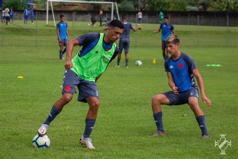 futebol sub 17 resultados